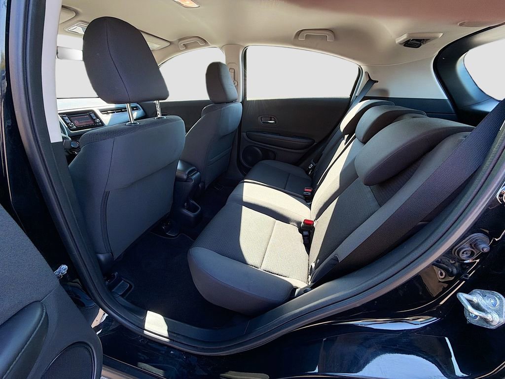 Used 2021 Honda HR-V LX image 19