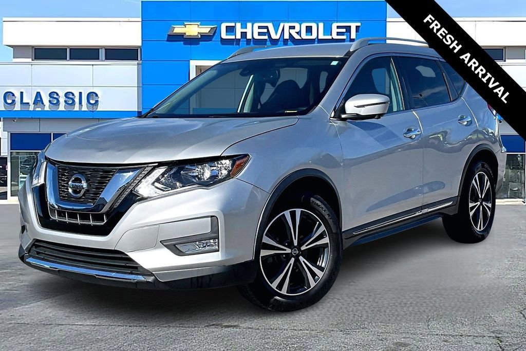 Used 2018 Nissan Rogue SL image 3