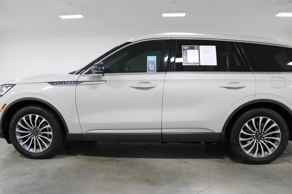 Used 2021 Lincoln Aviator Reserve w/ Equipment Group 201A AWD/4WD image 6