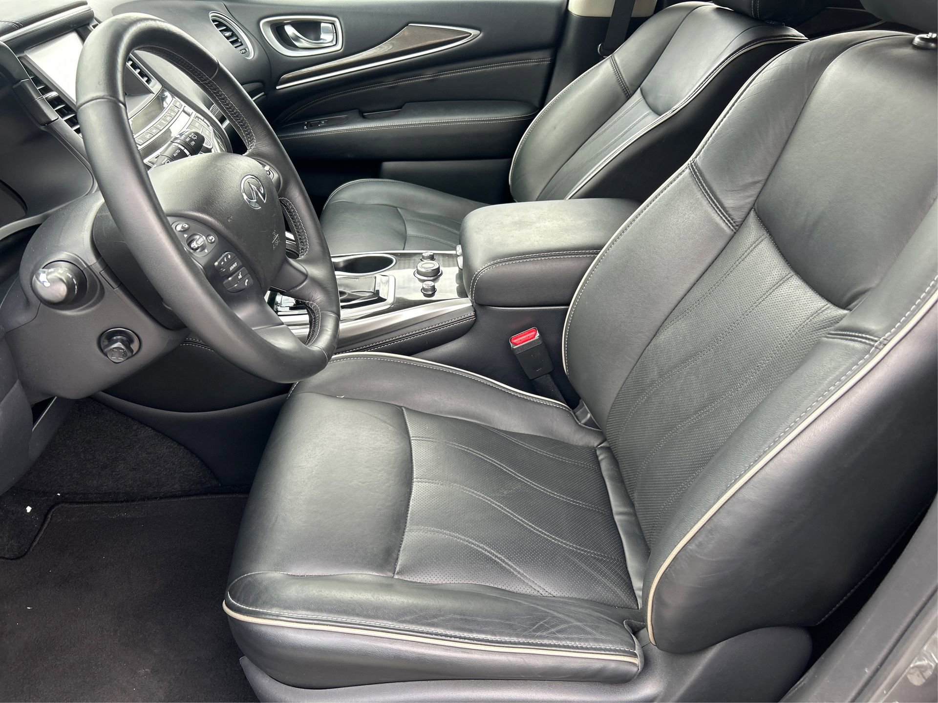 Used 2020 INFINITI QX60 Luxe w/ Essential Package image 11