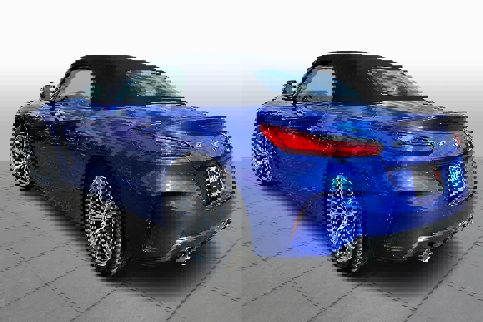 Certified 2023 BMW Z4 sDrive30i w/ Driving Assistance Package image 12