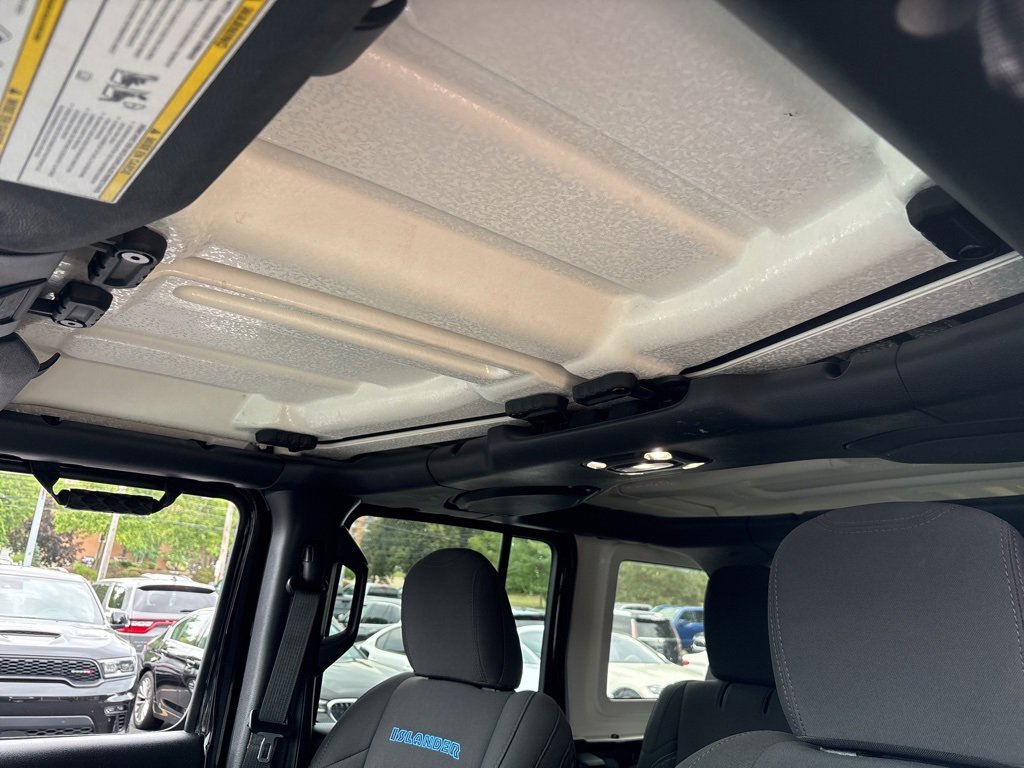 Used 2021 Jeep Wrangler Unlimited Islander image 59