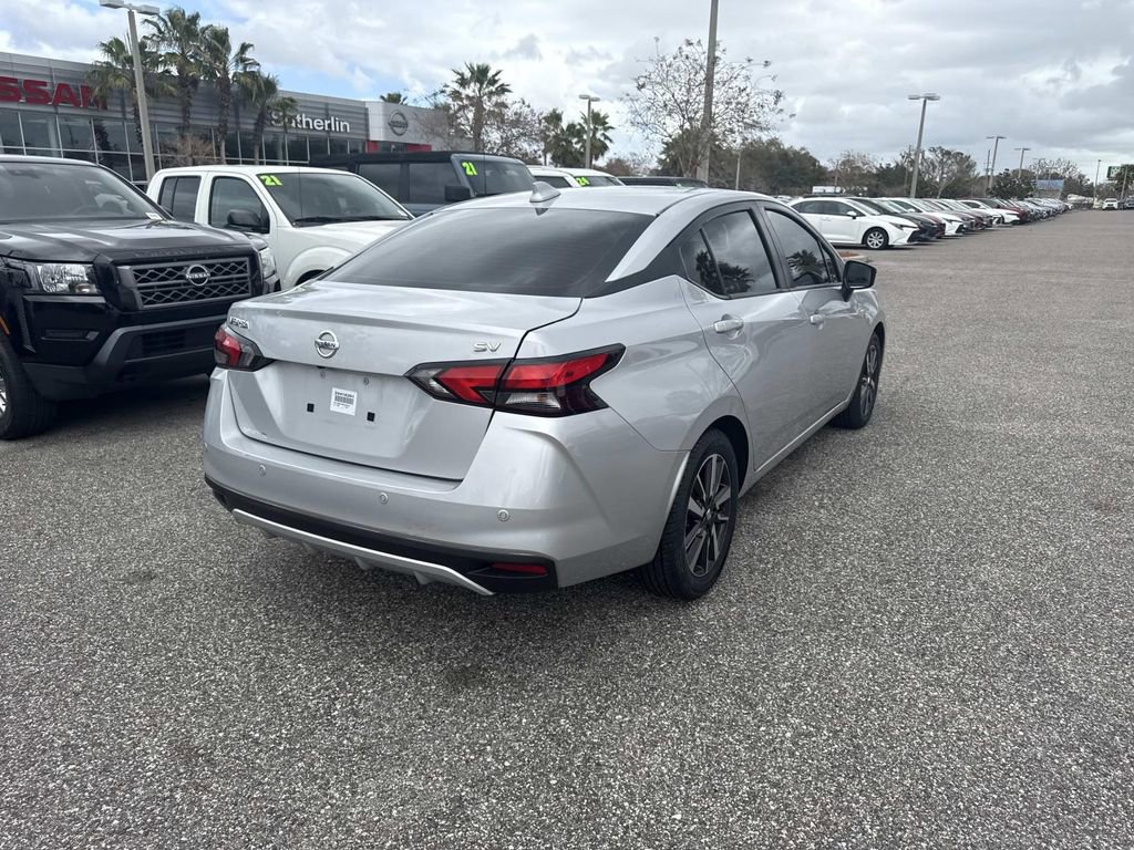 Certified 2021 Nissan Versa SV image 4