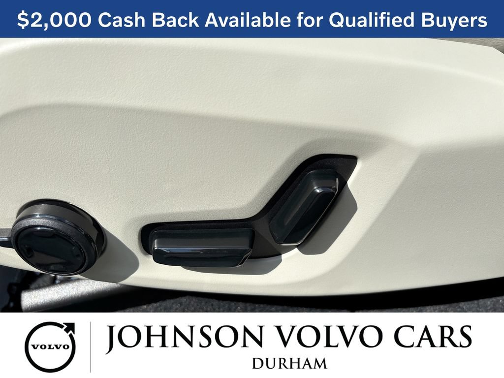 New 2026 Volvo XC60 T8 Ultra w/ Climate Package AWD/4WD image 14