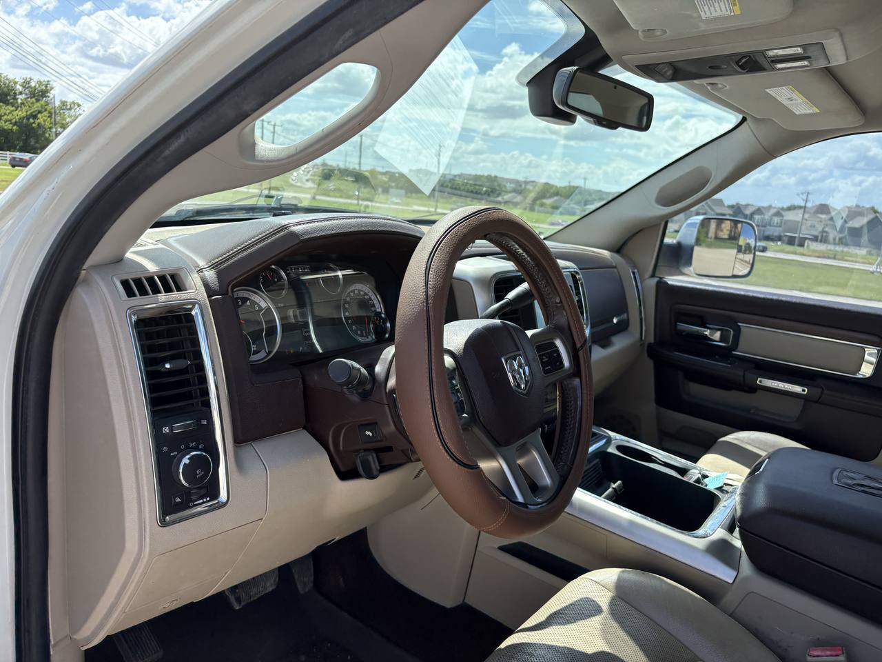 Used 2018 RAM 2500 Laramie AWD/4WD image 17