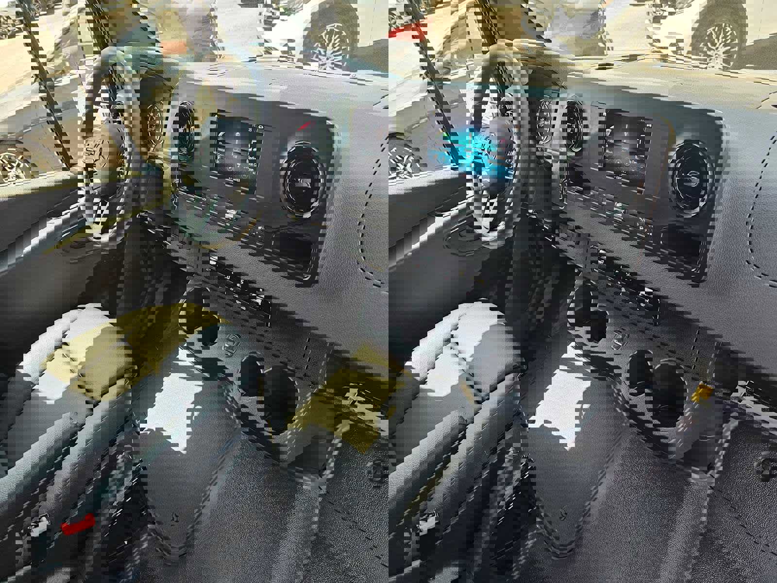 Used 2024 Mercedes-Benz Sprinter 3500 image 11