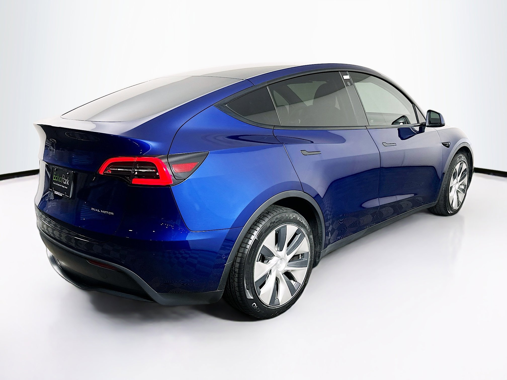 Used 2022 Tesla Model Y Long Range AWD/4WD image 9