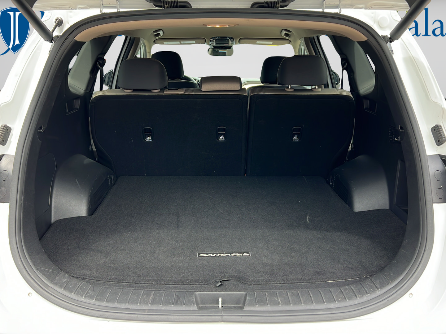 Certified 2023 Hyundai Santa Fe SEL w/ Cargo Package AWD/4WD image 9