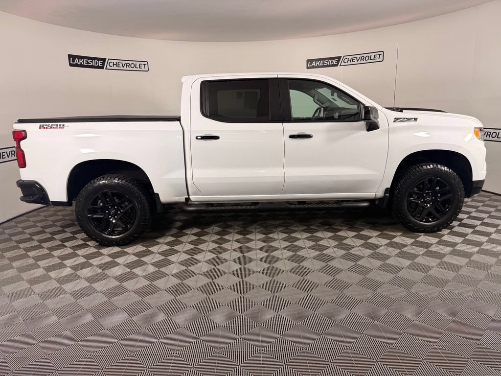 Used 2024 Chevrolet Silverado 1500 LT Trail Boss w/ Protection Package AWD/4WD image 7