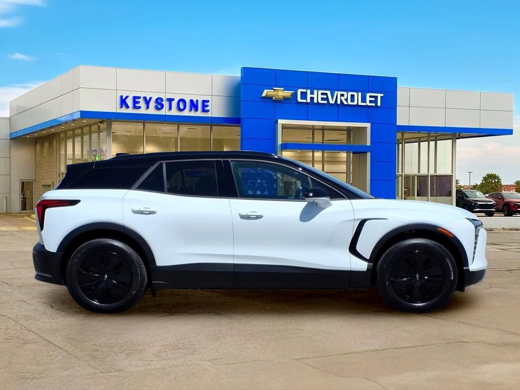Used 2026 Chevrolet Blazer EV LT FWD image 8