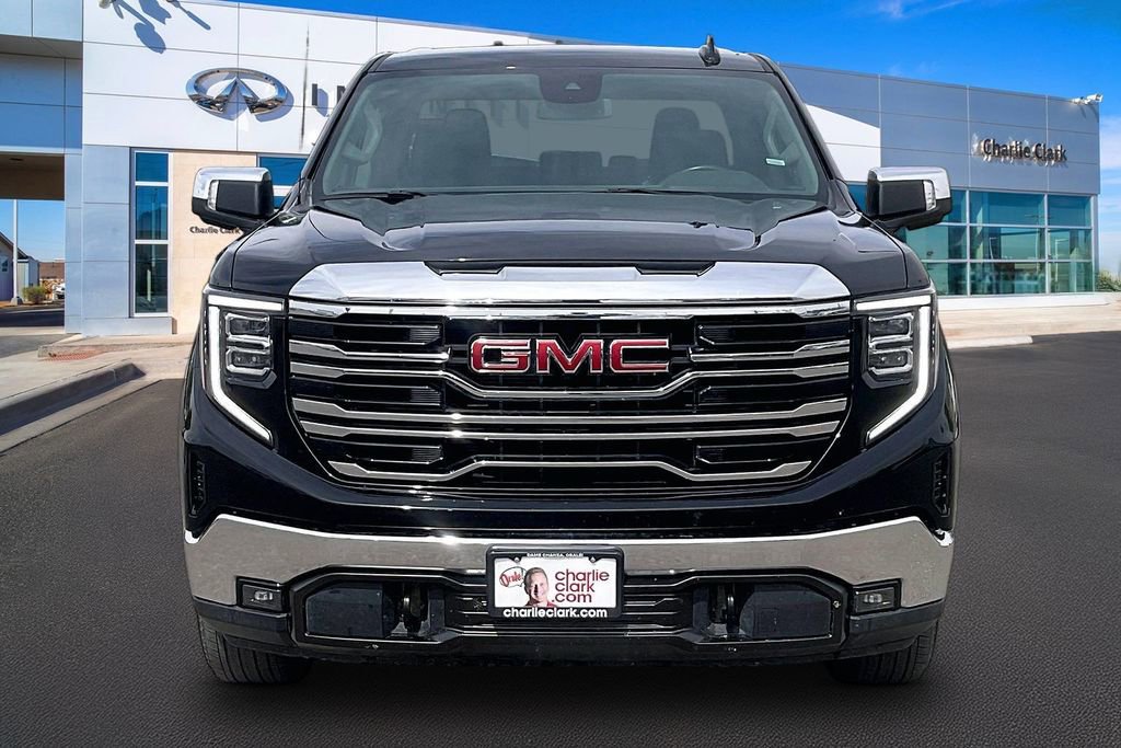 Used 2025 GMC Sierra 1500 SLT image 3