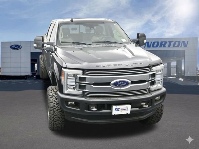 Used 2019 Ford F250 Limited AWD/4WD image 71