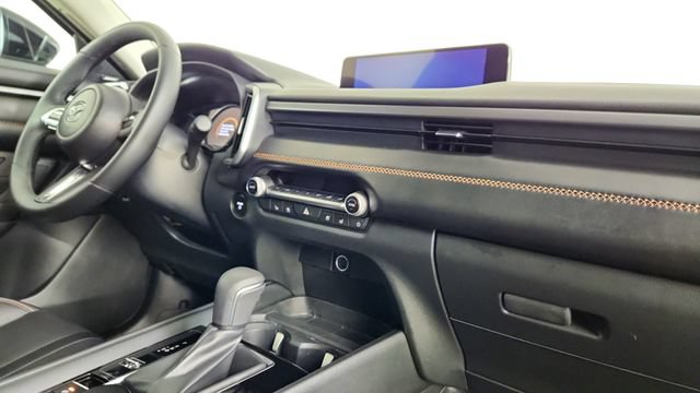 Used 2026 MAZDA CX-50 AWD 2.5 Hybrid w/ Weather Package image 32