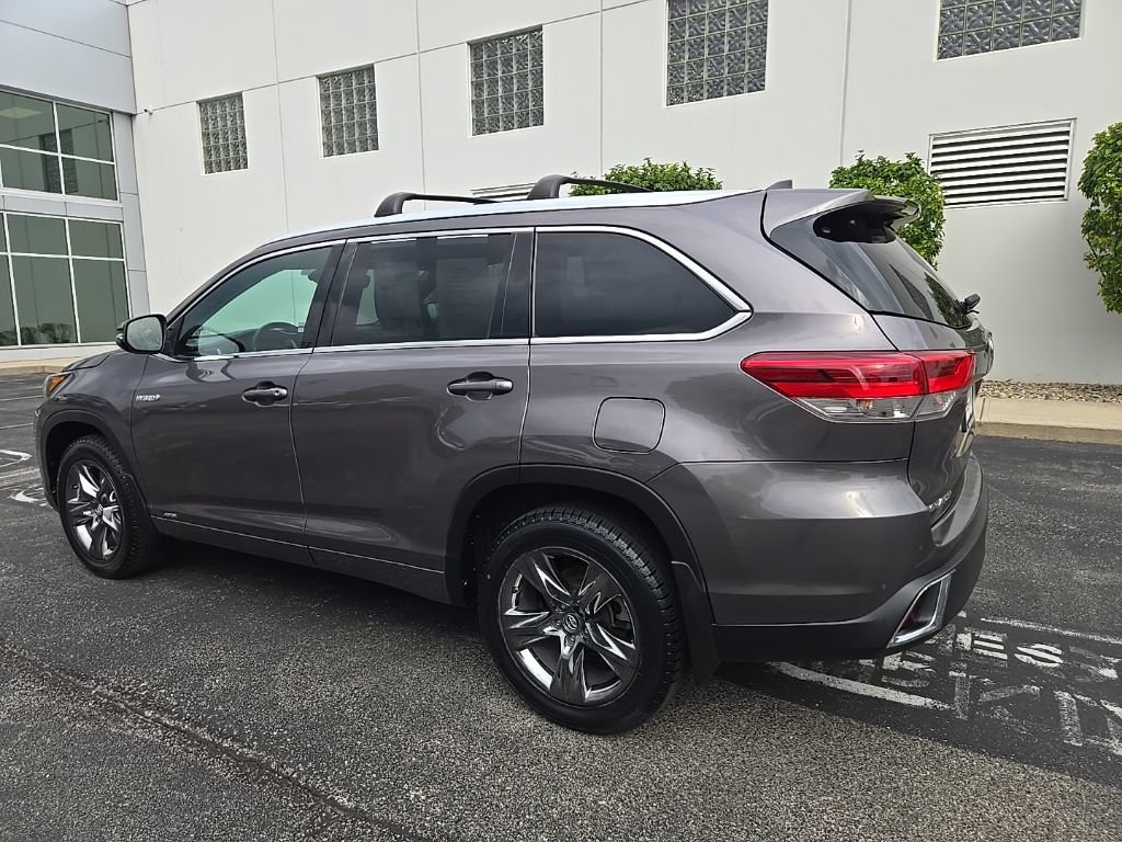 Used 2017 Toyota Highlander Limited Platinum AWD/4WD image 6