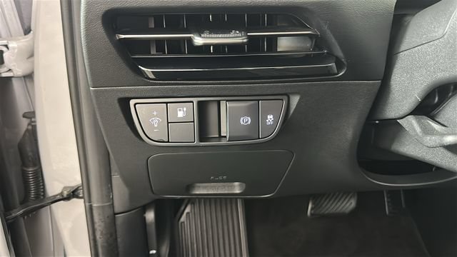 Used 2025 Kia EV6 Light AWD/4WD image 19