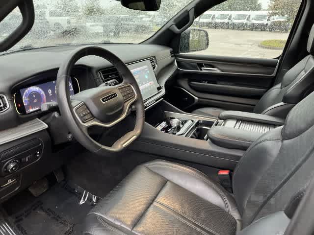 Certified 2024 Jeep Wagoneer Series II AWD/4WD image 11