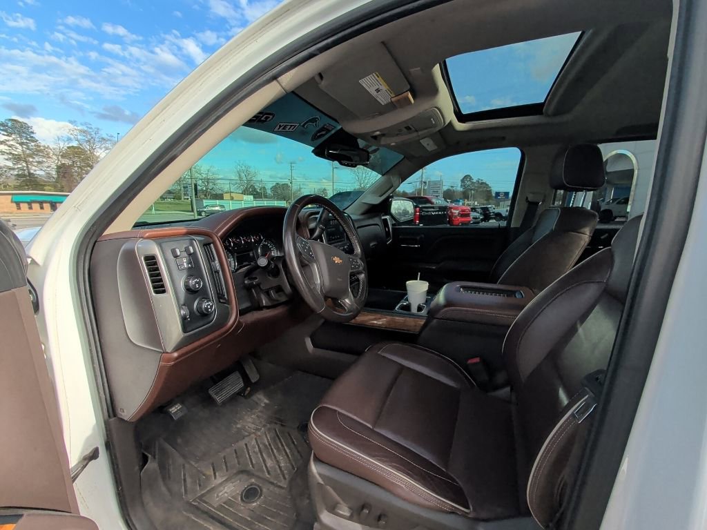 Used 2018 Chevrolet Silverado 1500 High Country image 14