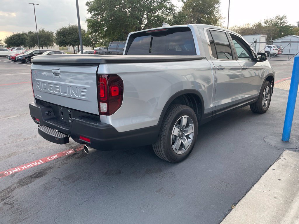 Used 2025 Honda Ridgeline RTL image 4