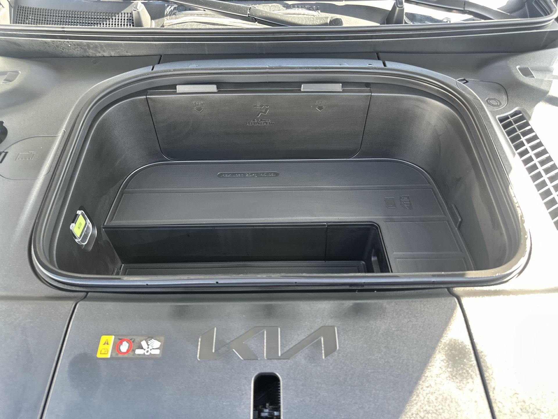 Certified 2026 Kia EV9 Land image 18