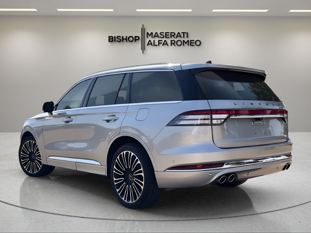 Used 2023 Lincoln Aviator Black Label w/ Dynamic Handling Package AWD/4WD image 3