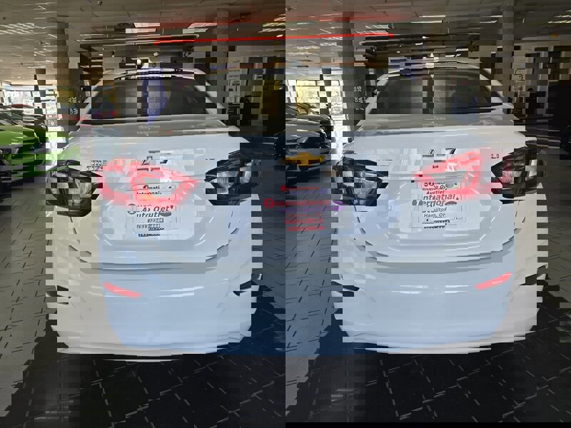 Used 2018 Chevrolet Cruze LT image 5