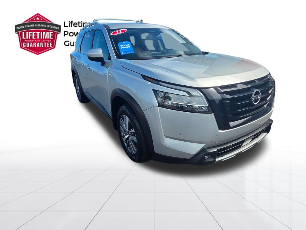 Certified 2022 Nissan Pathfinder SL w/ SL Black Package FWD image 5
