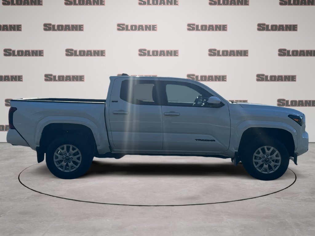 Used 2026 Toyota Tacoma SR5 AWD/4WD image 6