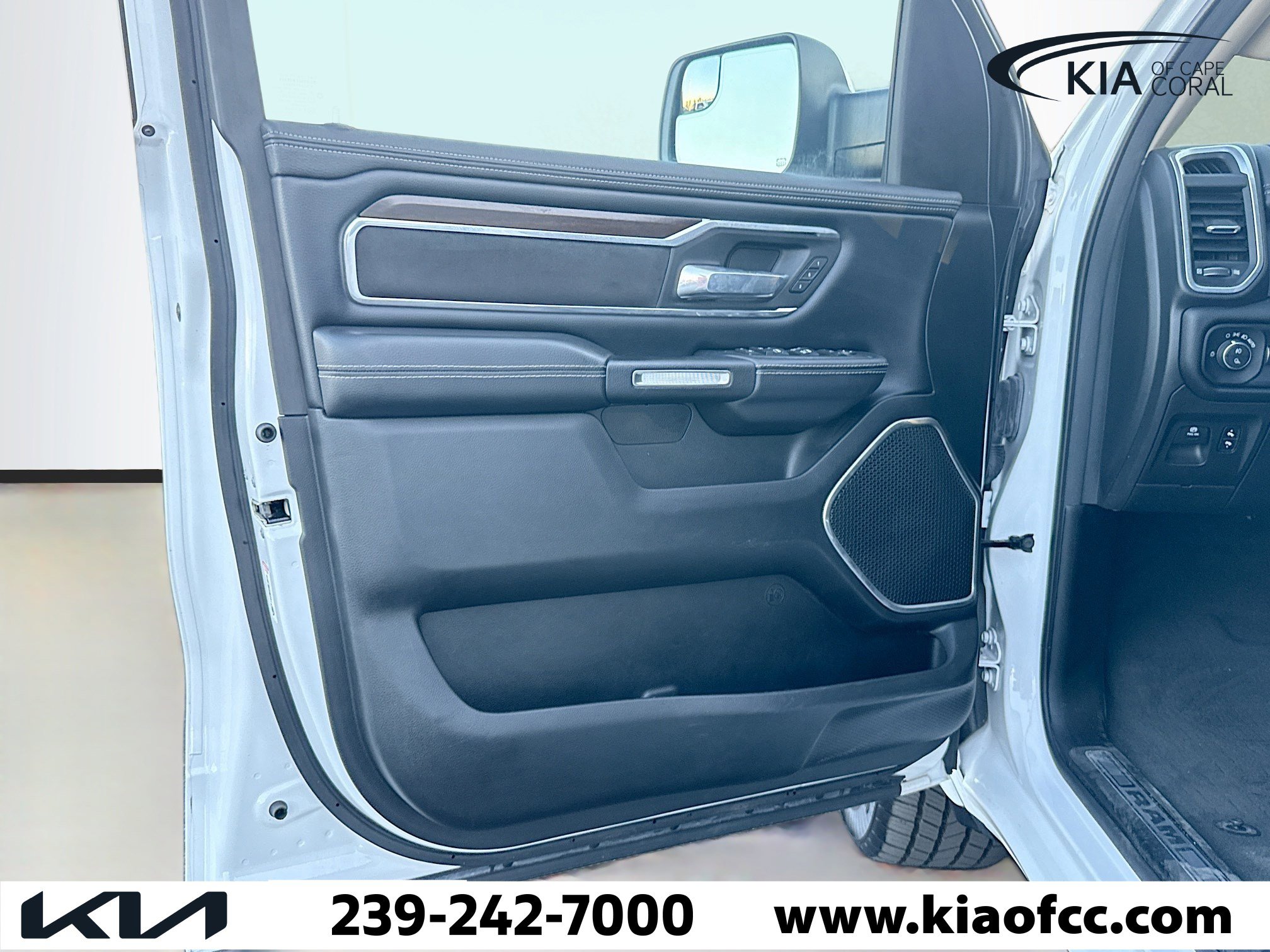 Used 2021 RAM 1500 Laramie image 20