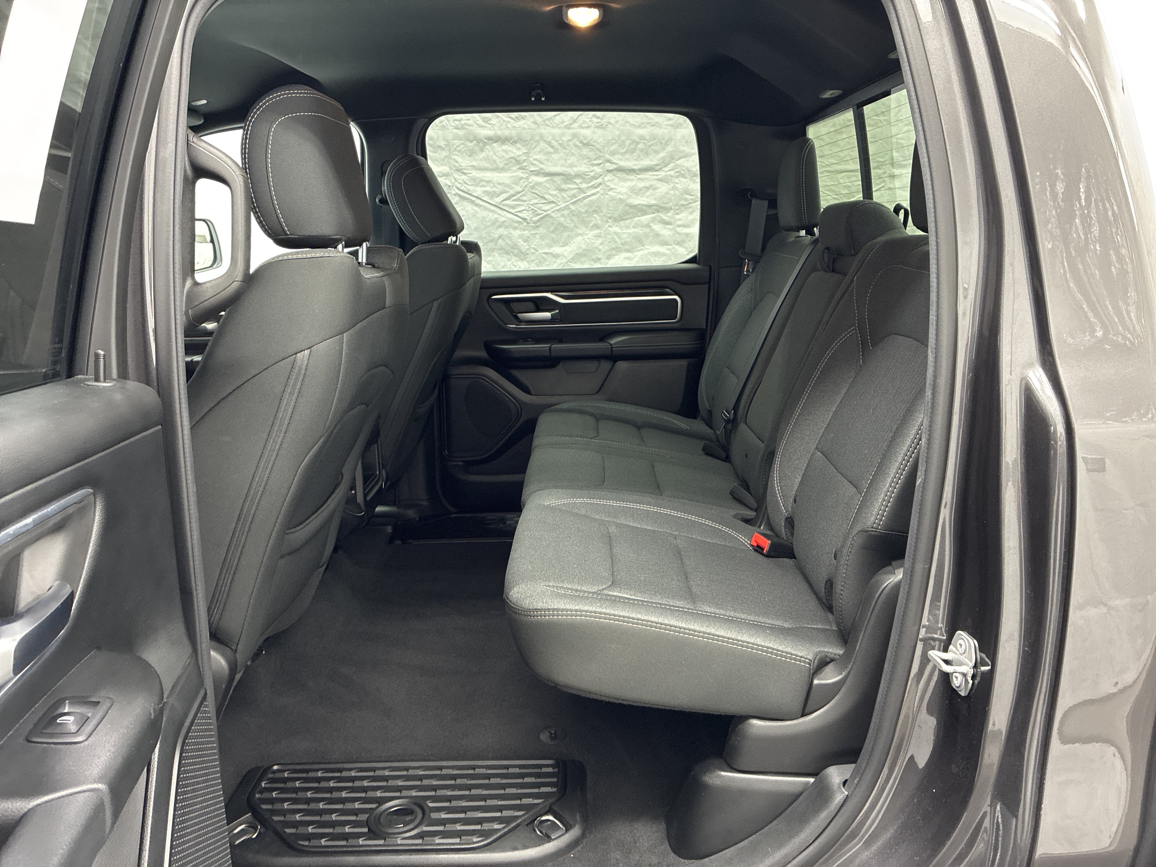 Used 2019 RAM 1500 Big Horn AWD/4WD image 10