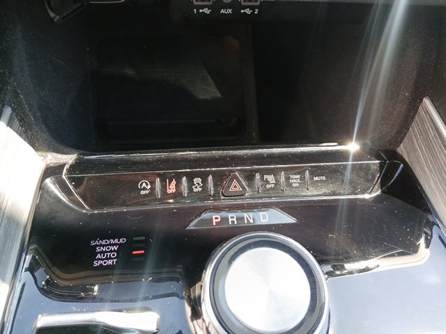 Used 2024 Jeep Wagoneer Series II AWD/4WD image 46