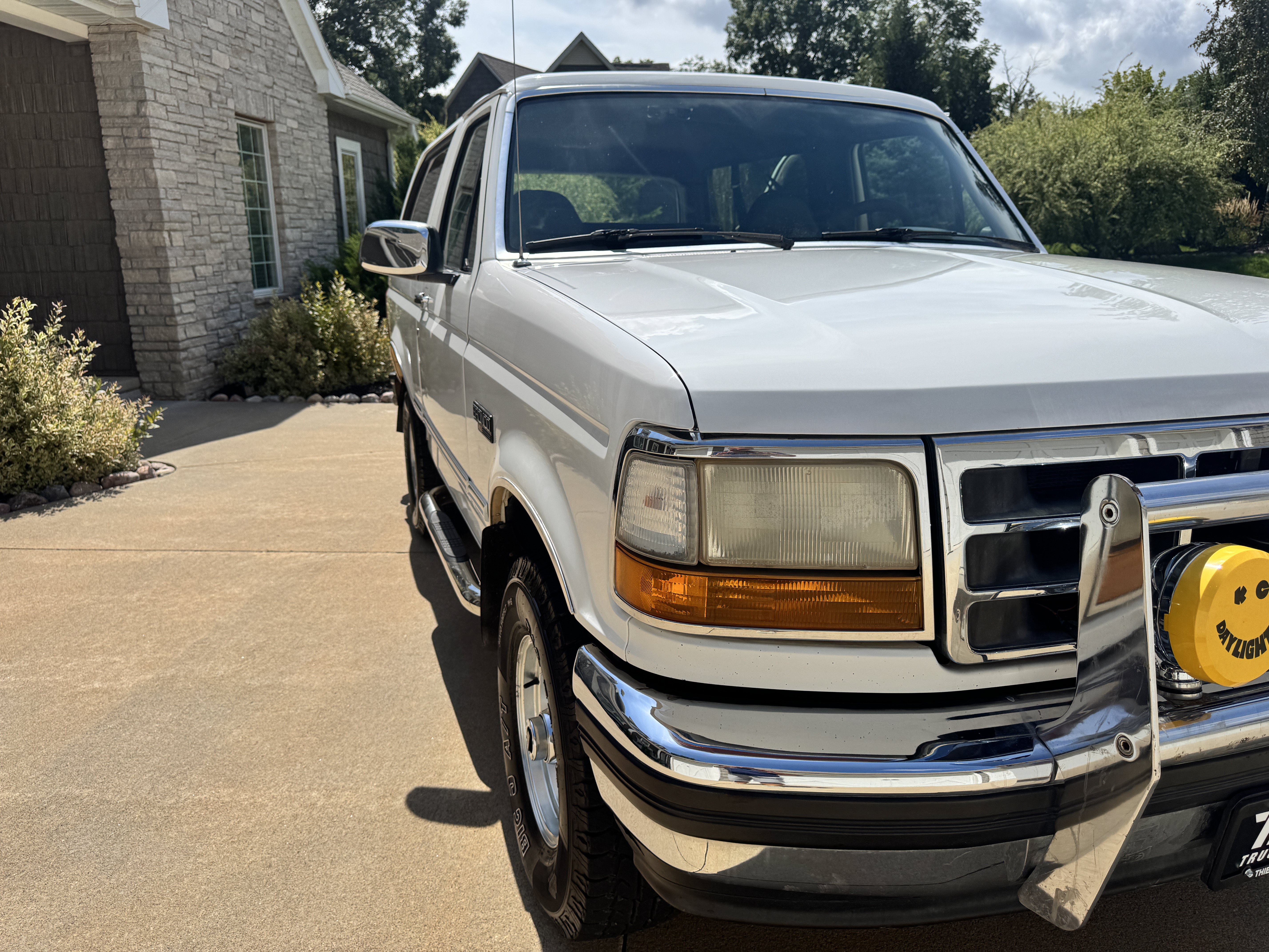 Used 1993 Ford Bronco XLT AWD/4WD image 34