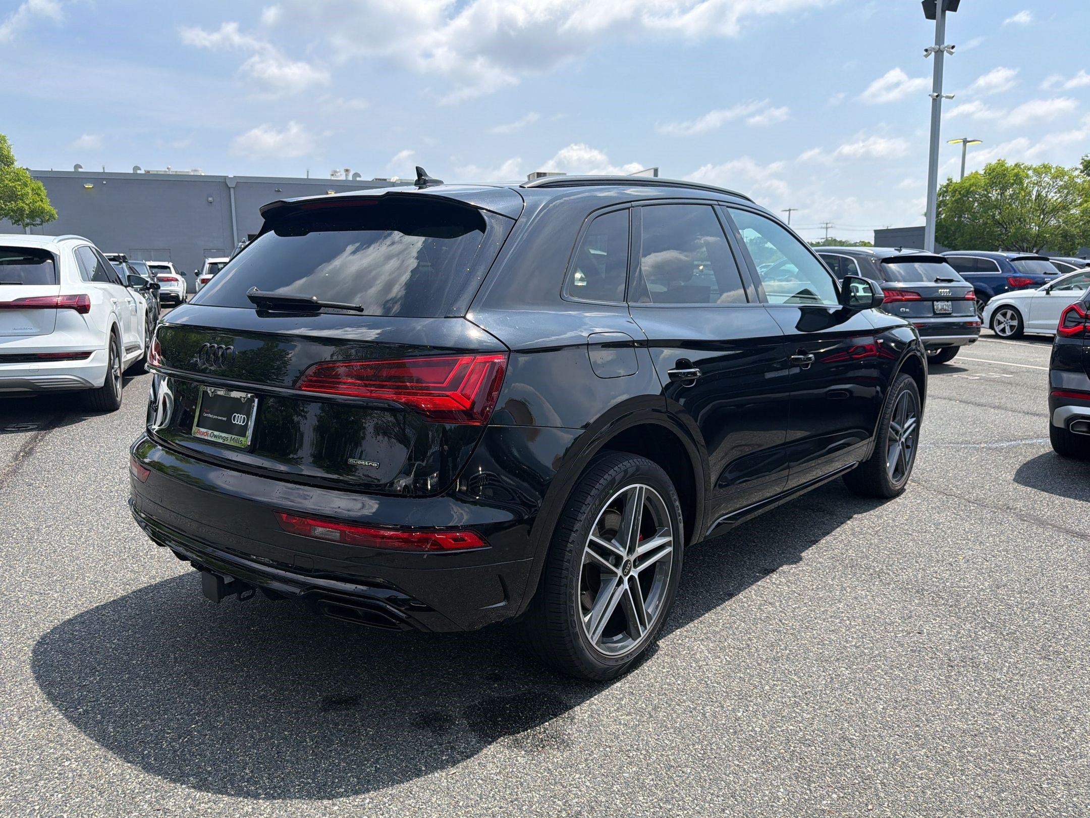 Used 2024 Audi Q5 e Premium Plus w/ Premium Plus Package AWD/4WD image 9