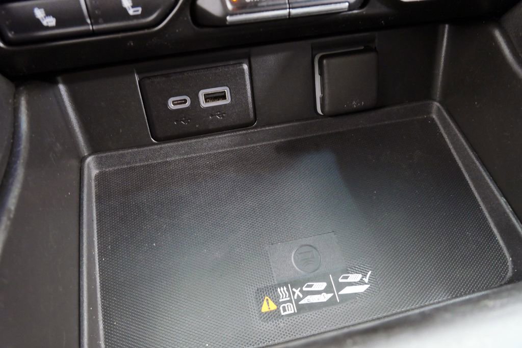 Used 2022 Chevrolet Tahoe Z71 image 29