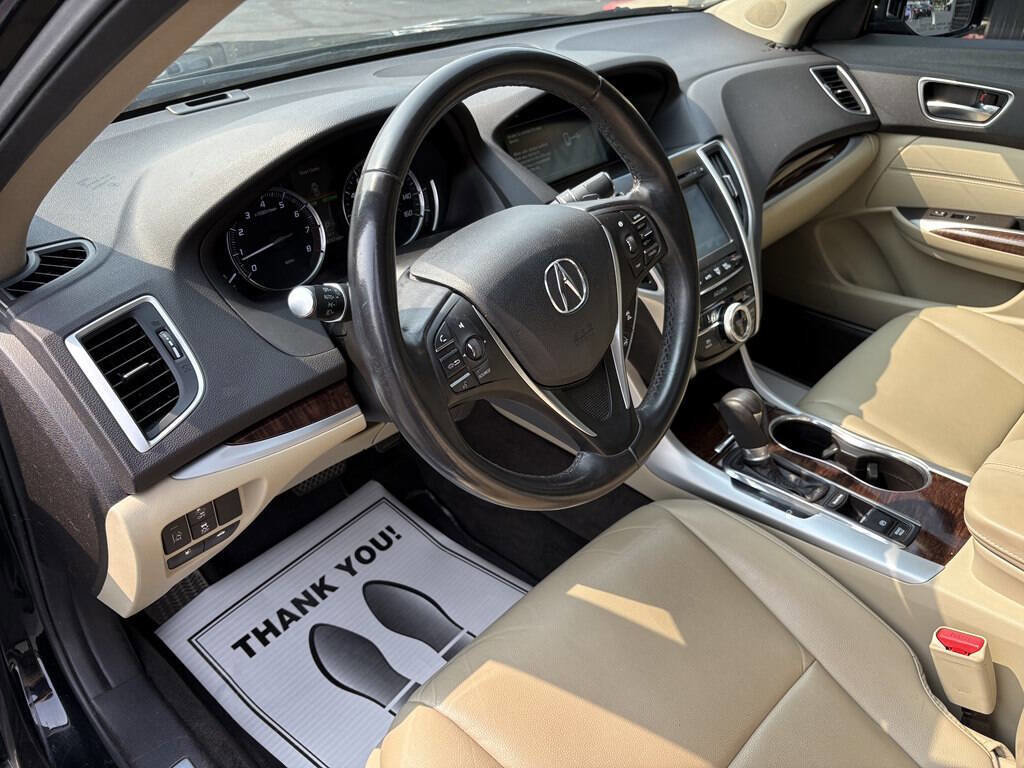 Used 2018 Acura TLX image 16