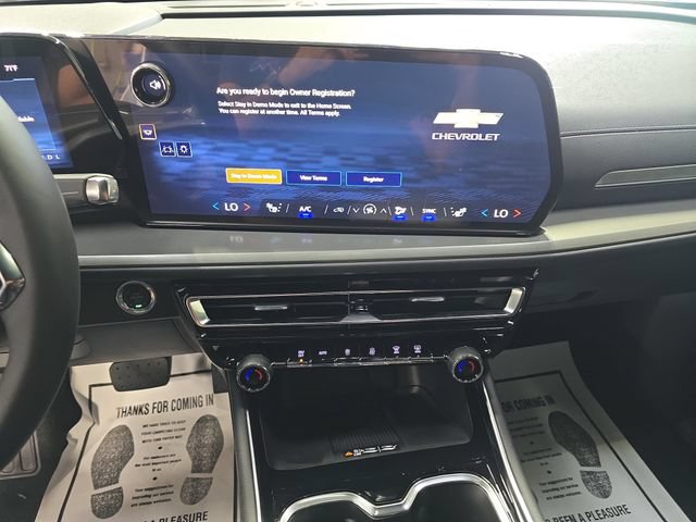 New 2026 Chevrolet Traverse LT w/ Sun and Wheel Package AWD/4WD image 22