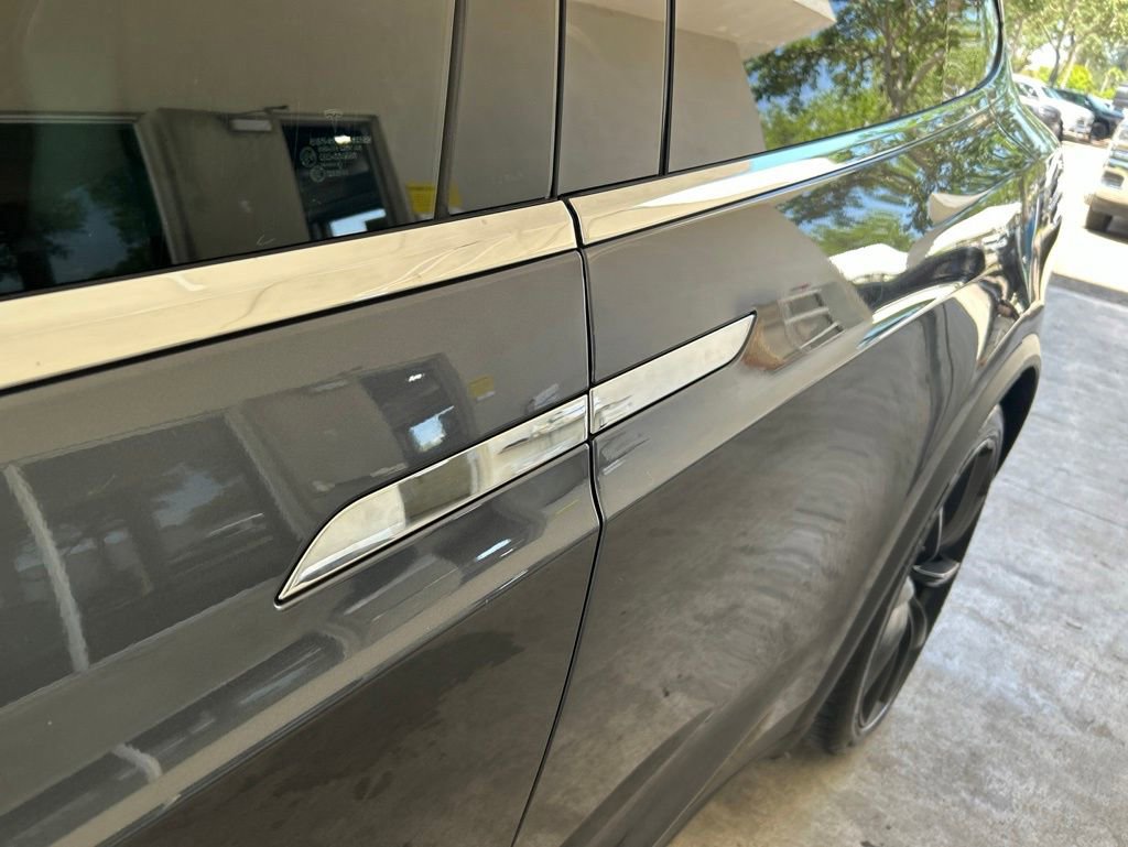 Used 2018 Tesla Model X 75D AWD/4WD image 15