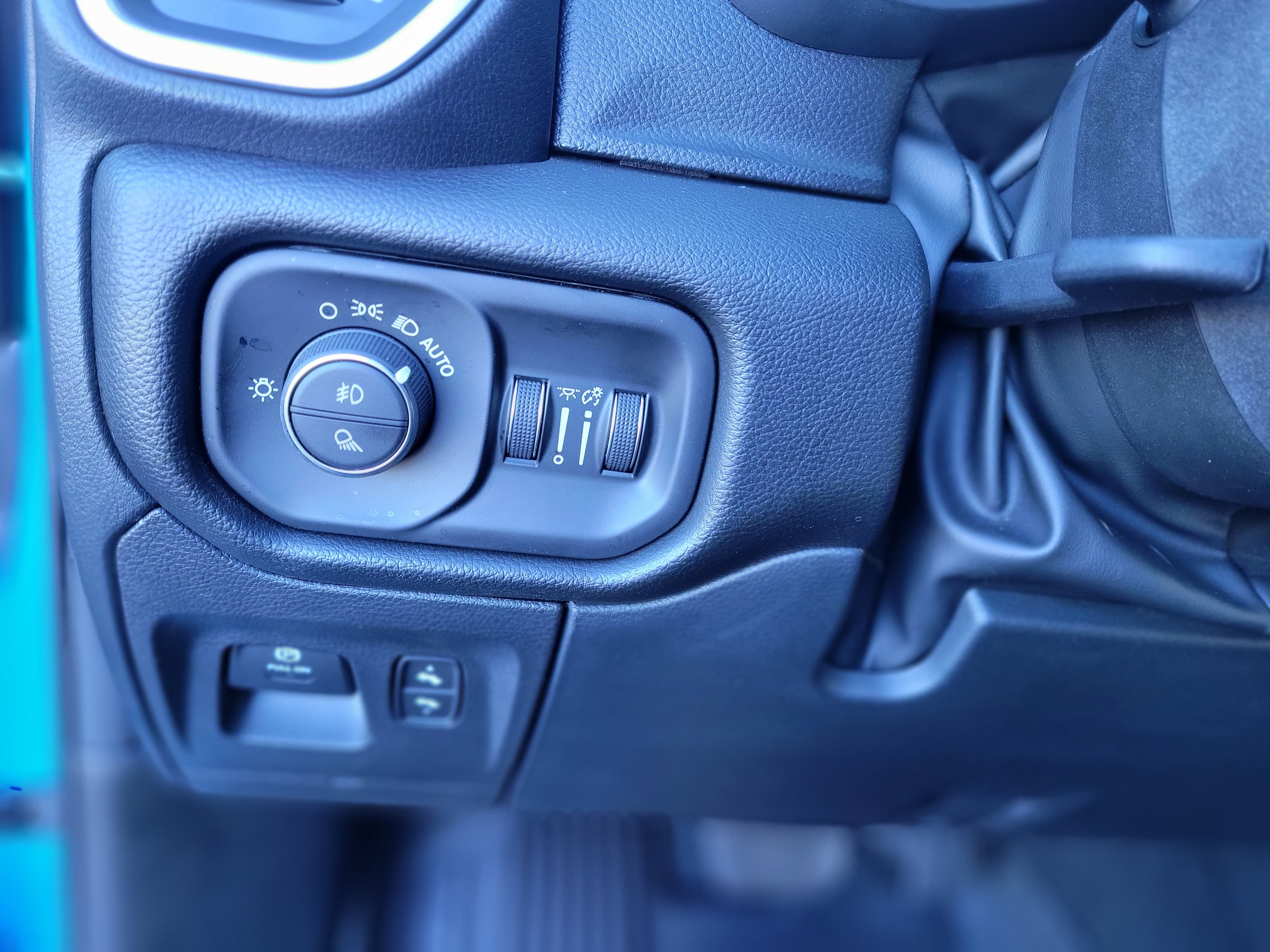 Used 2025 RAM 1500 Big Horn image 19