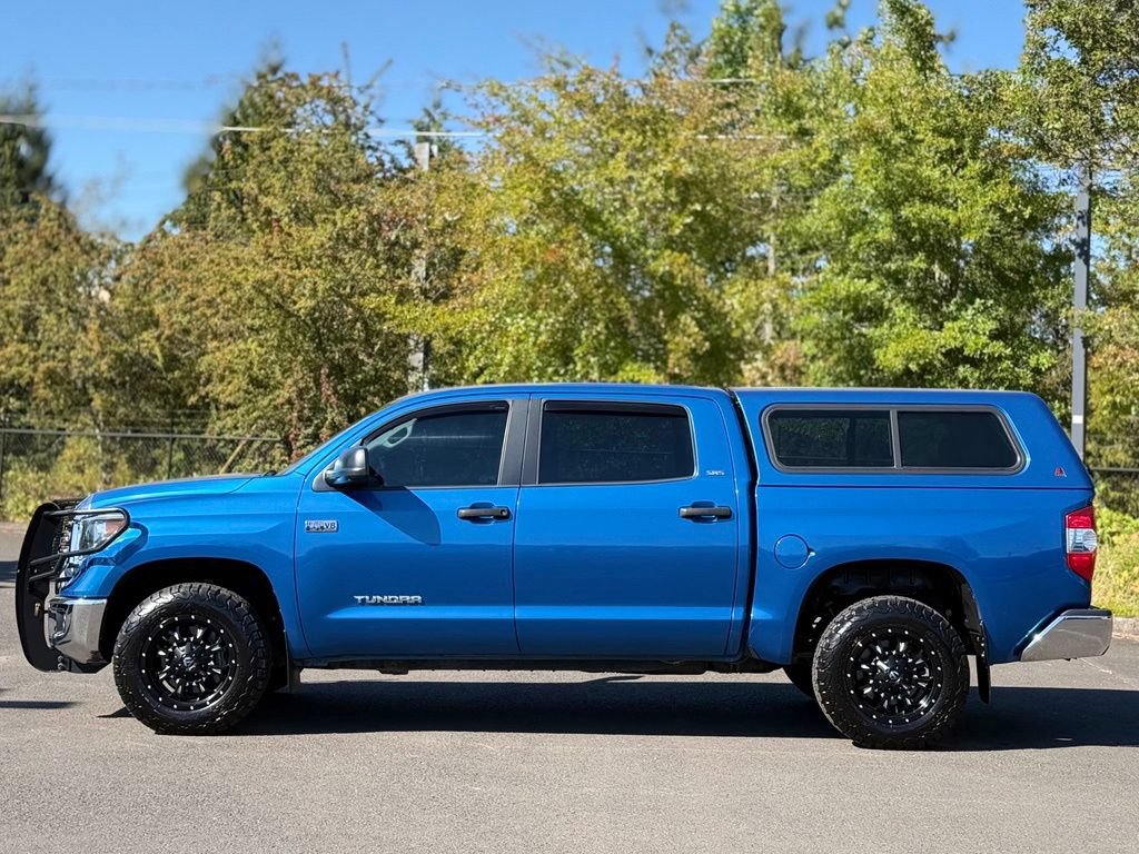 Used 2018 Toyota Tundra SR5 AWD/4WD image 3