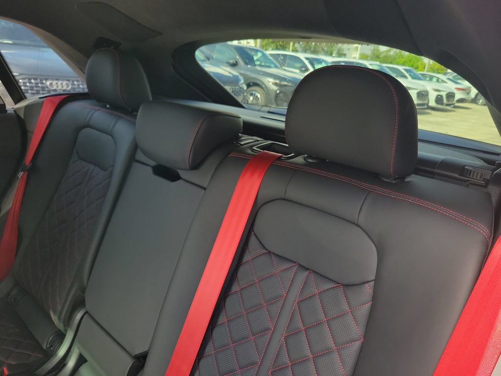 New 2026 Audi SQ8 Prestige AWD/4WD image 26