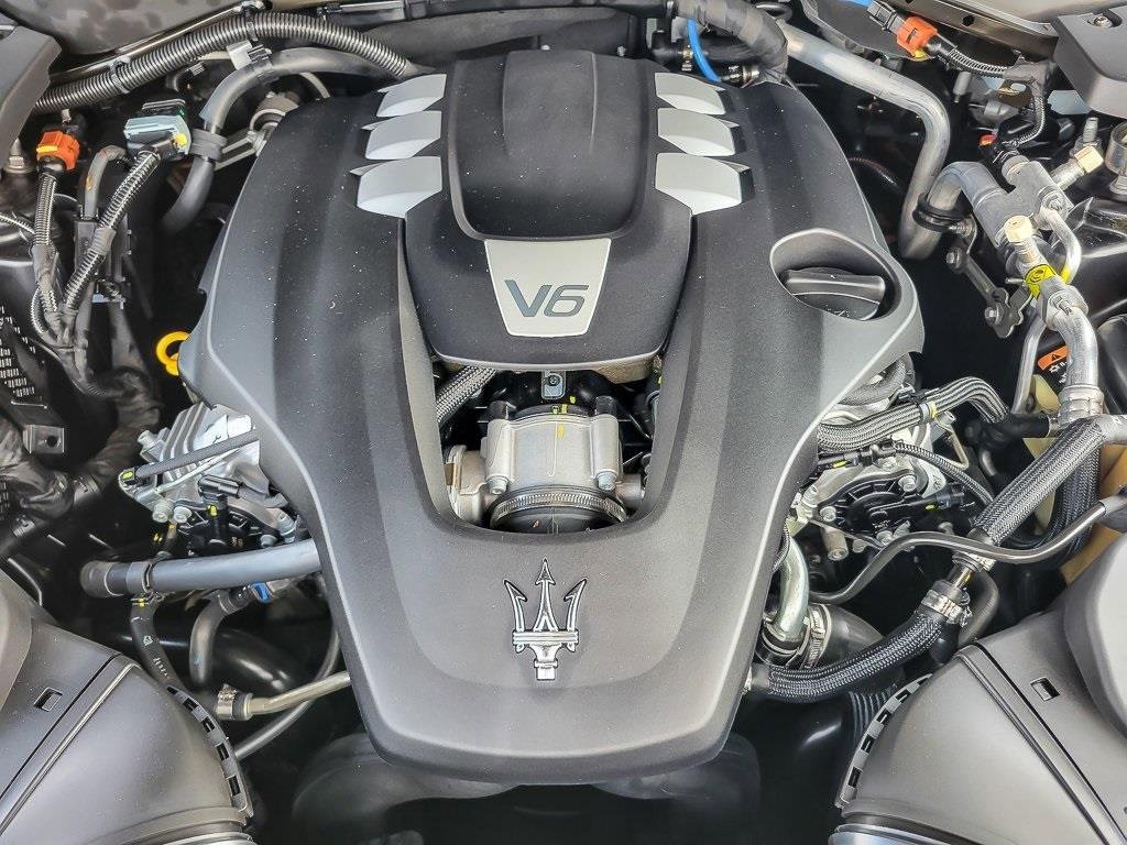 Used 2022 Maserati Levante GT image 25