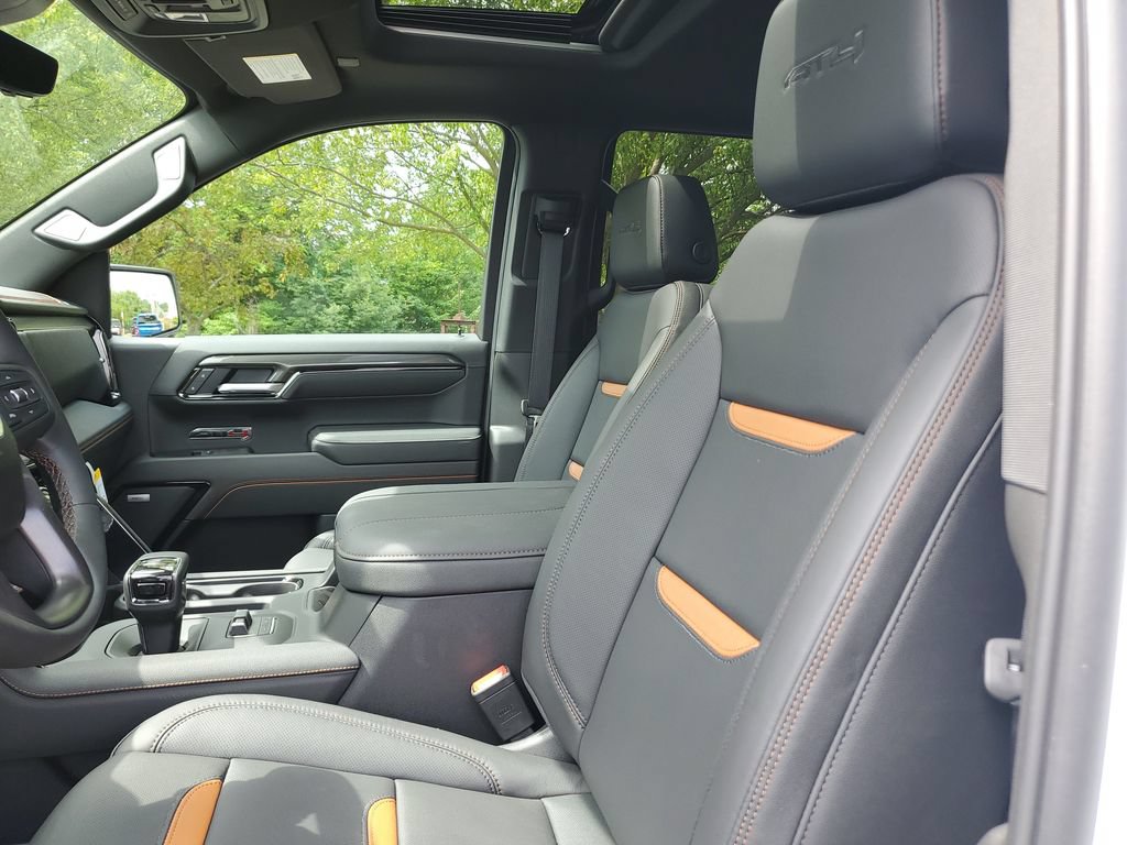 New 2026 GMC Sierra 1500 AT4 w/ AT4 Premium Package AWD/4WD image 16