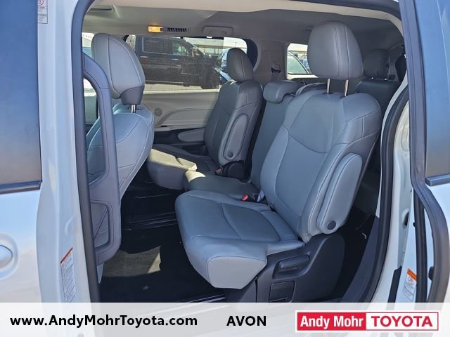 Used 2023 Toyota Sienna XLE image 11