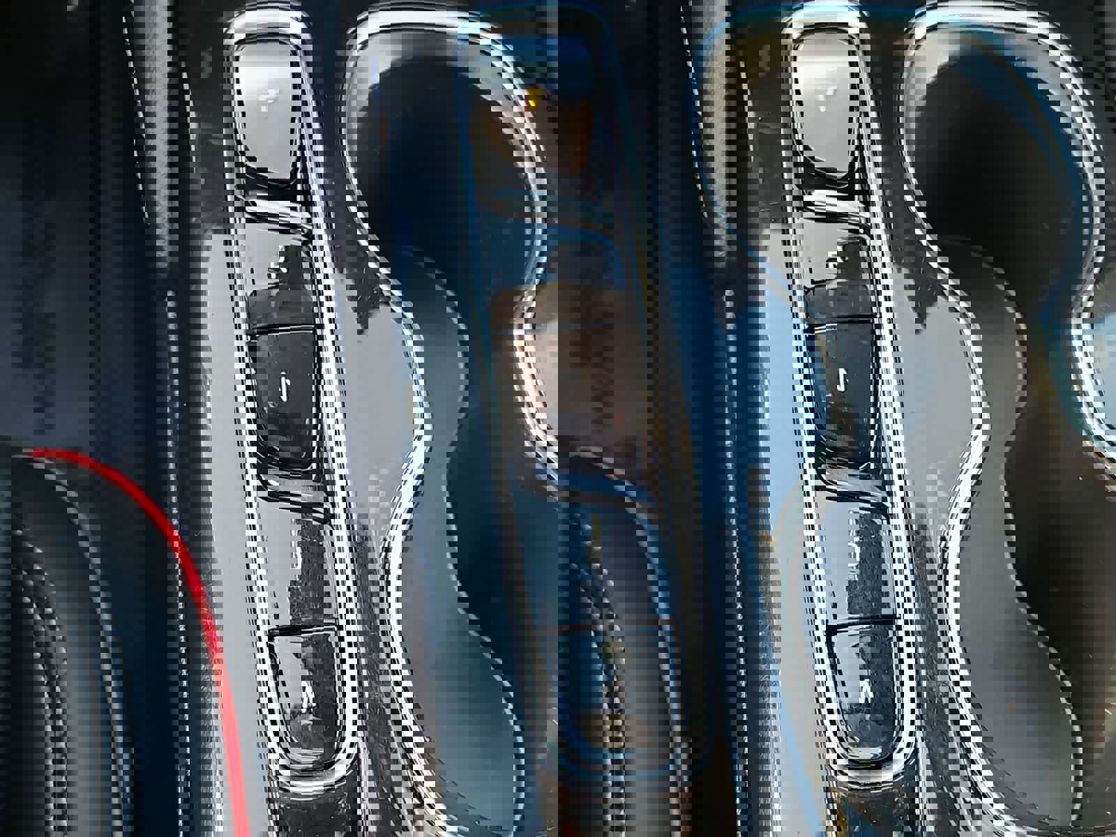 Used 2022 Buick Envision Essence w/ Sport Touring Package image 31