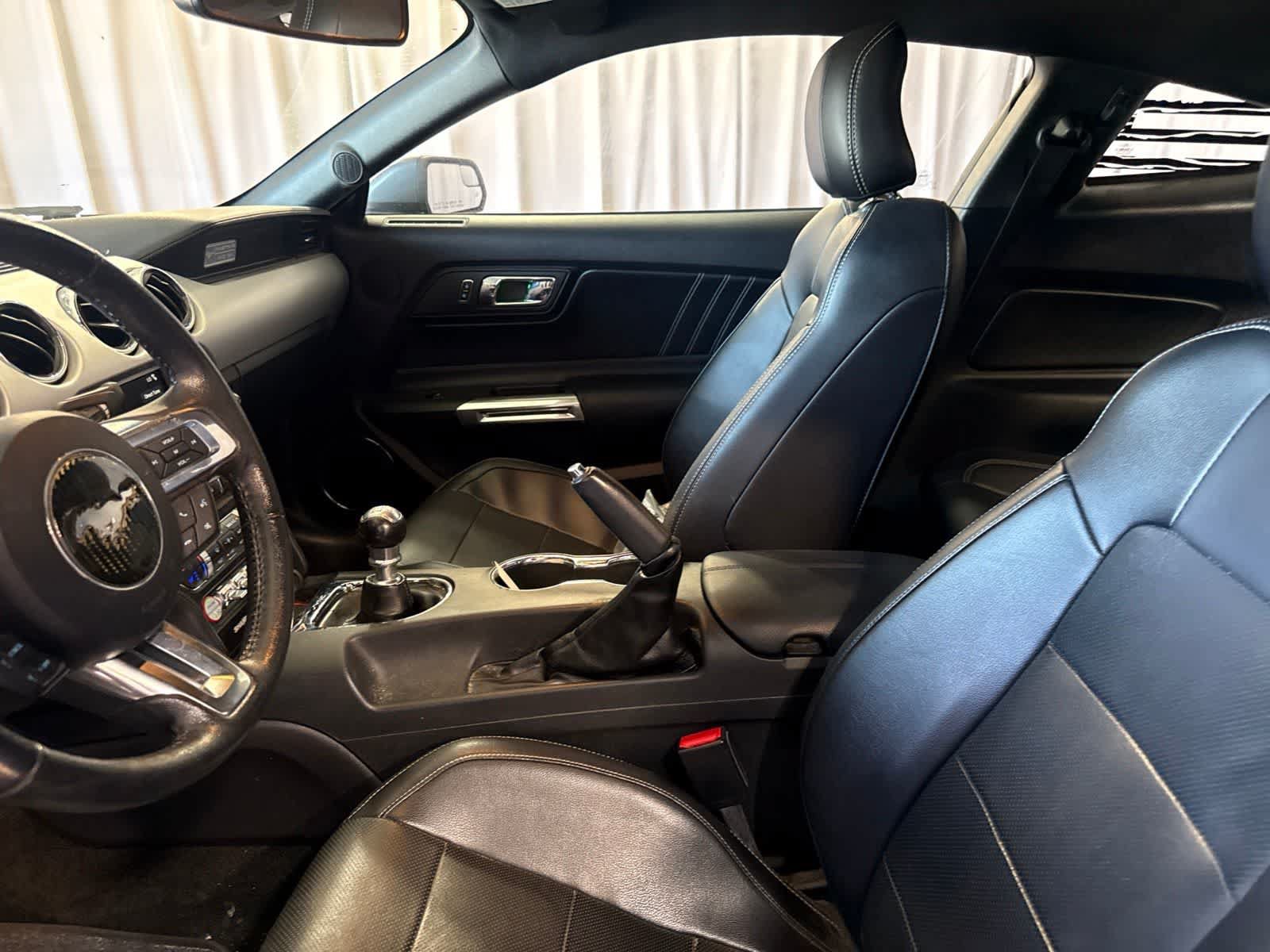 Used 2016 Ford Mustang GT Premium RWD image 18