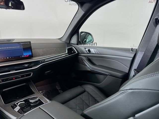 Used 2026 BMW X5 xDrive40i w/ Climate Comfort Package image 24