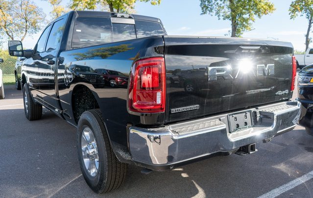 New 2026 RAM 3500 Big Horn image 7