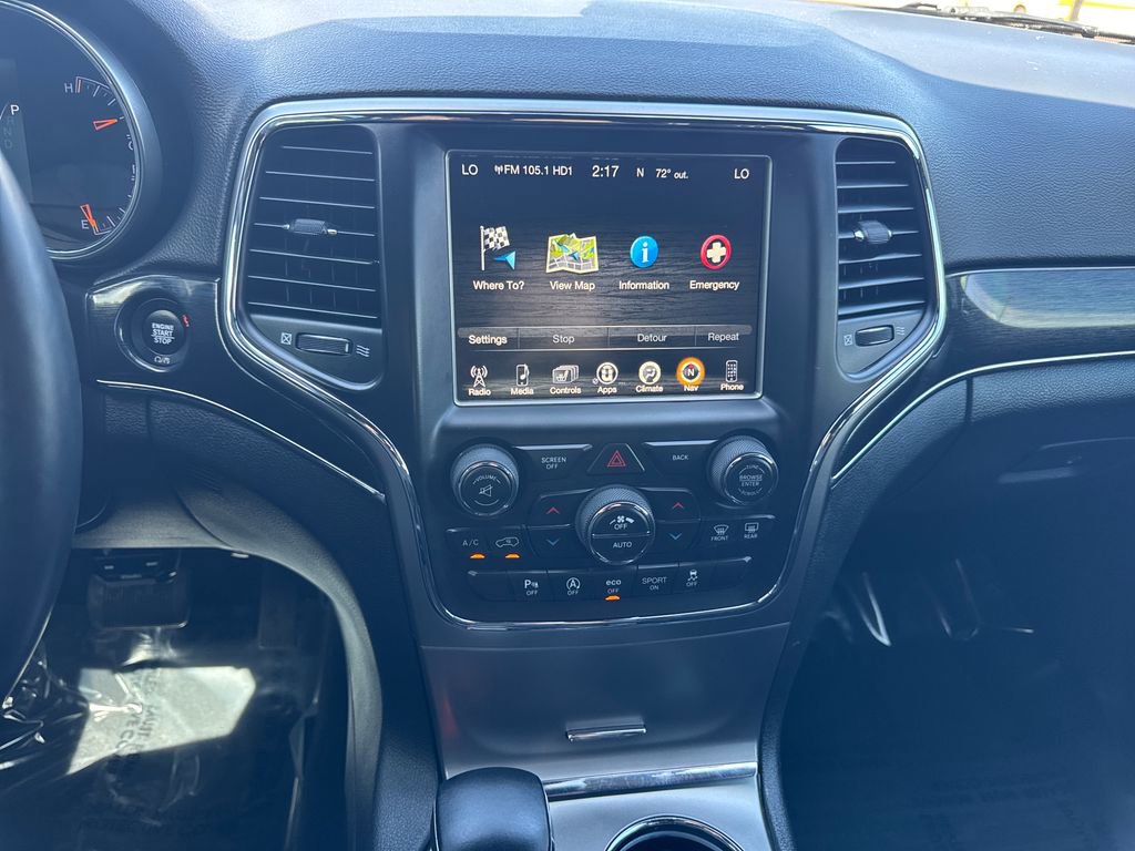 Used 2017 Jeep Grand Cherokee Trailhawk image 18