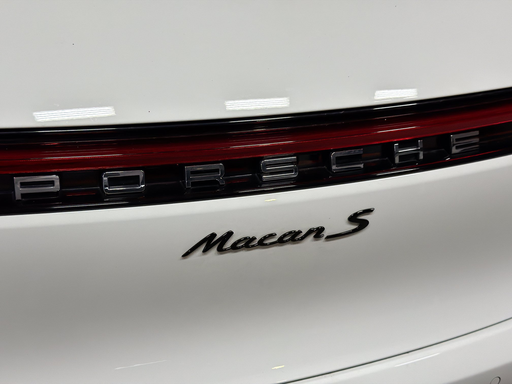 Certified 2026 Porsche Macan S AWD/4WD image 12