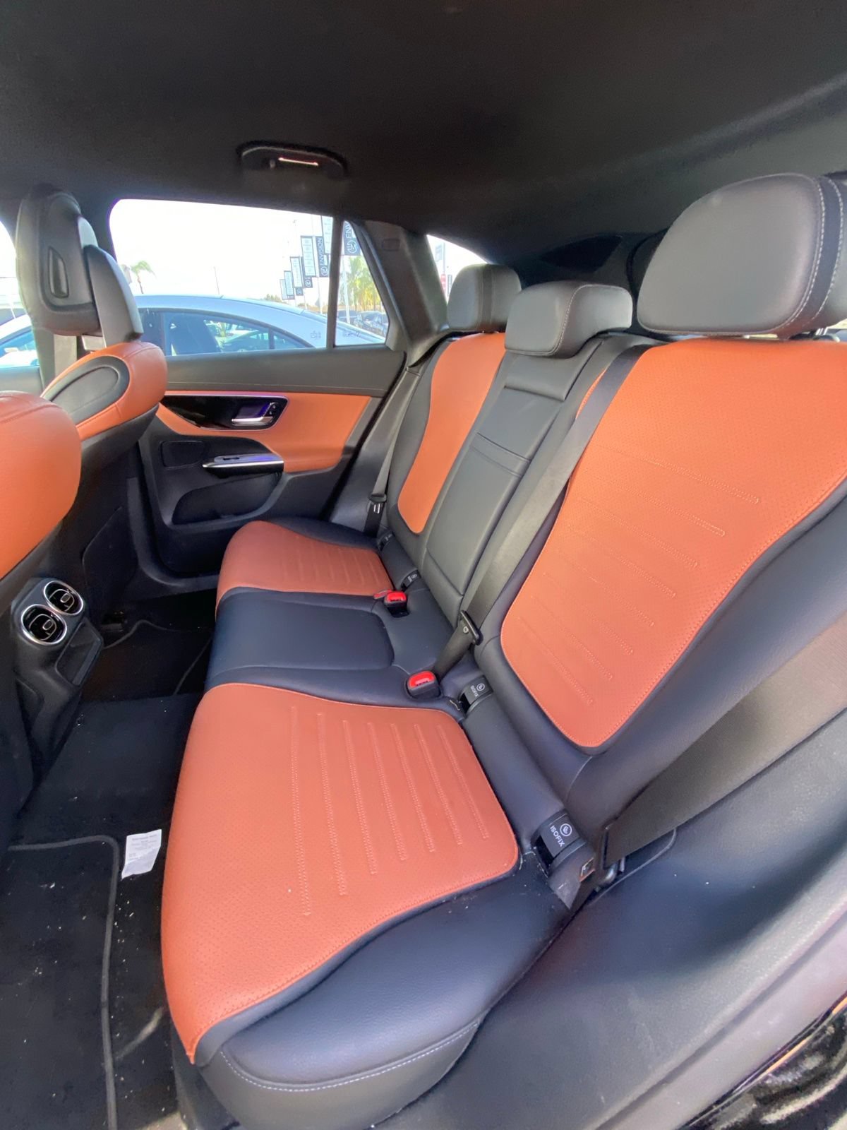 Certified 2025 Mercedes-Benz GLC 350e 4MATIC image 11