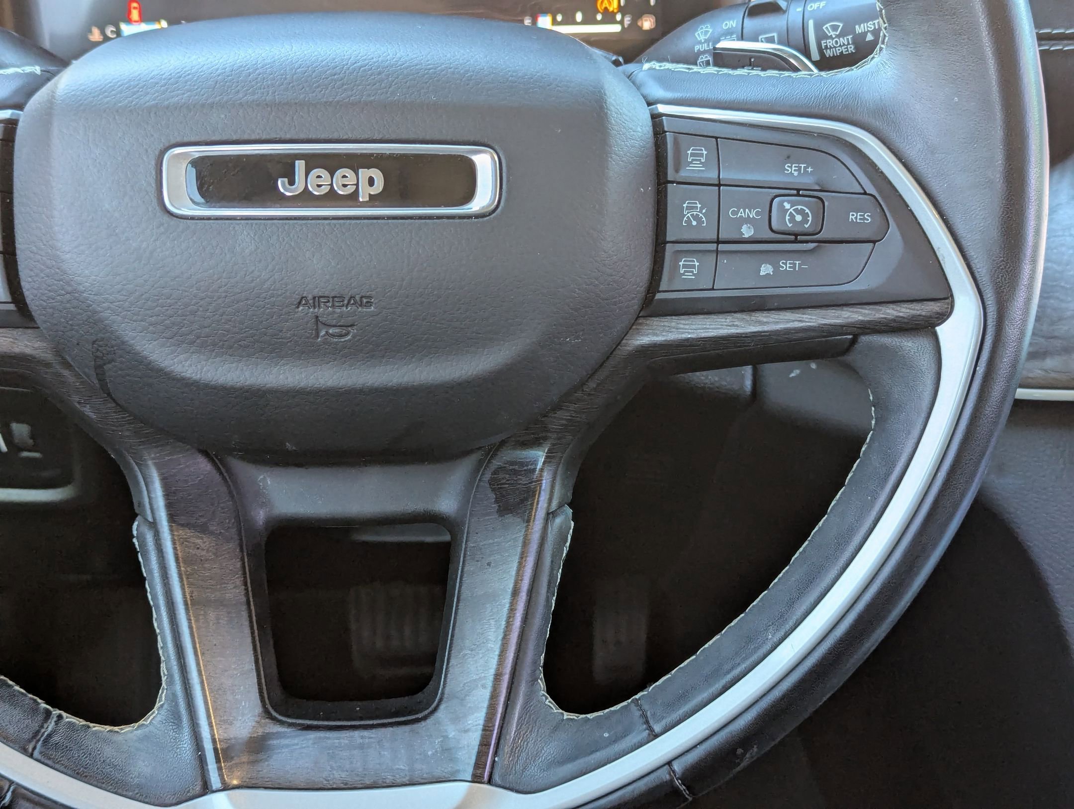 Used 2021 Jeep Grand Cherokee L Limited image 23